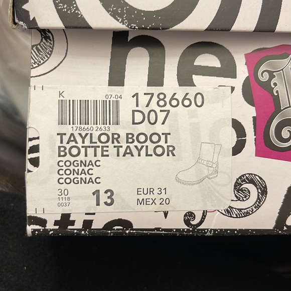 Brown boots - Picture 6 of 6